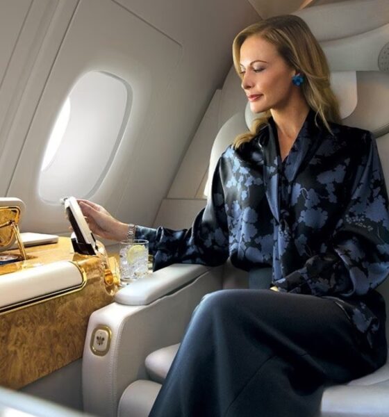 EMIRATES FIRST SE RENUEVA