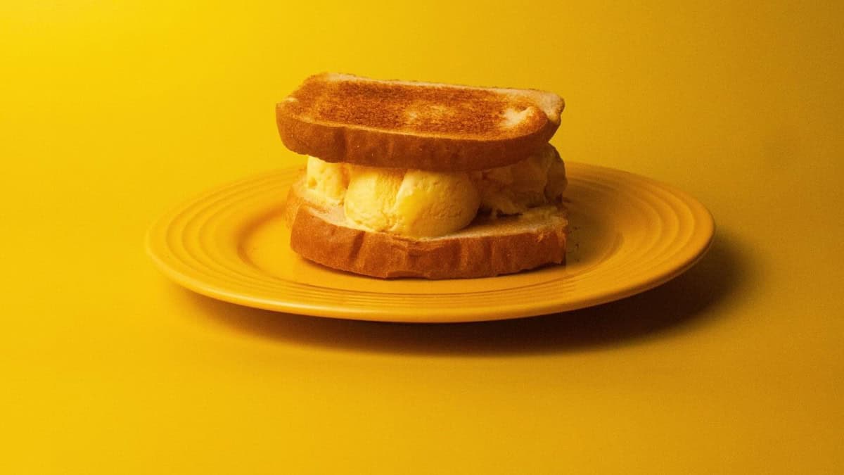 SÁNDWICH CON HELADO, DE PUTLA, OAXACA