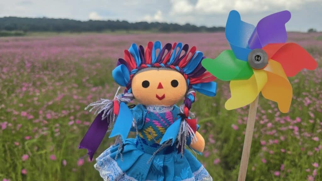TALLER DE MUÑECA LELE CON REHILETES