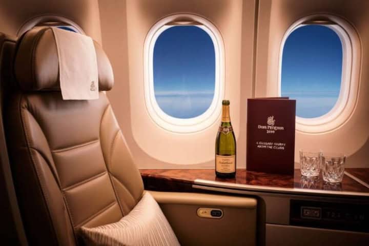 1. Asiento de Emirates con Dom Pérignon Rosé. Foto - Travel And Tour World