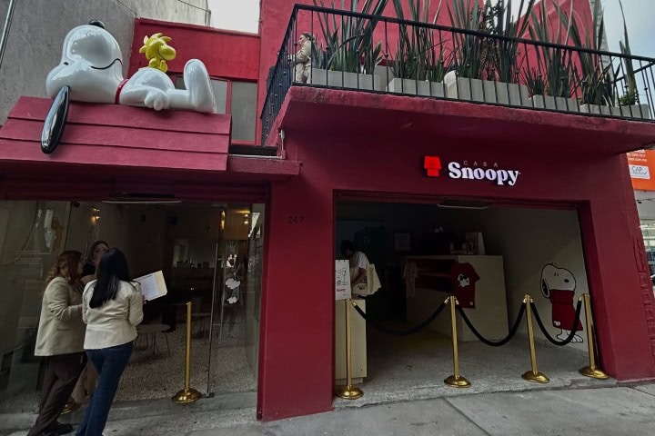 1. Fachada de Casa Snoopy. Foto - @informabtl (Instagram)