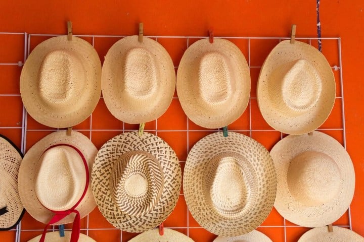 1. Sombreros de jipijapa. Foto - Alamy