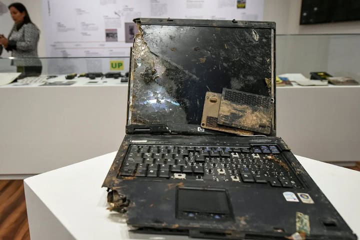 10. Computadora con información relevante de las FARC. Foto - RPP