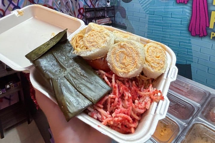 10. Plato de Fiesta Yucateco. Foto - La Piñata - Plato de Fiesta Yucateco (Facebook)