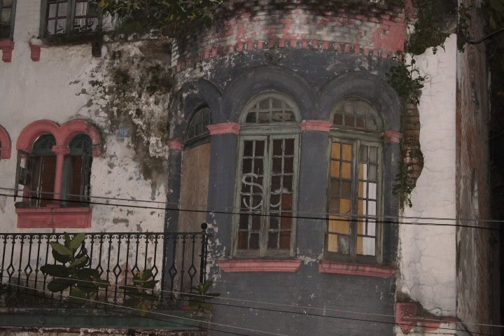 11. Ventana en La Casa Negra. Foto - Gus Espinosa