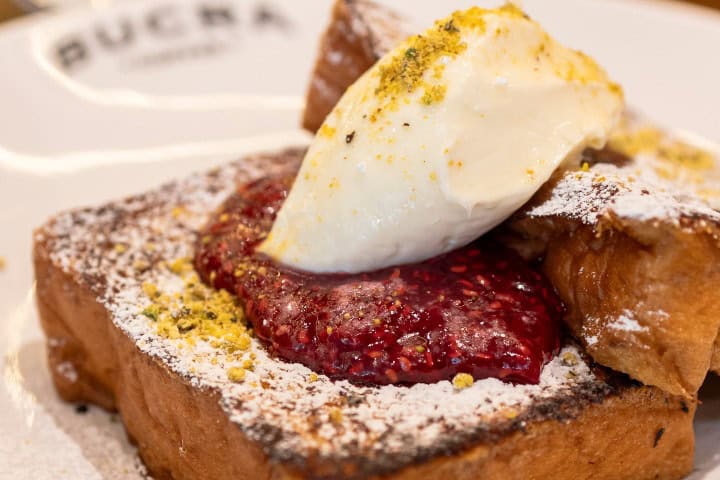 3. Pan francés con queso mascarpone. Foto - @bucracoffee (Instagram)