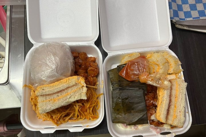 3. Platos de Fiesta Yucateco . Foto - La Piñata - Plato de Fiesta Yucateco (Facebook)
