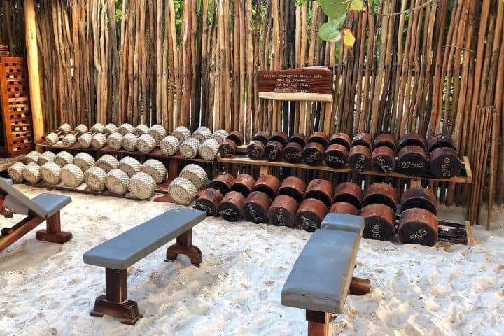 4. Equipo de ejercicio. Foto - Tulum Jungle Gym (Facebook)