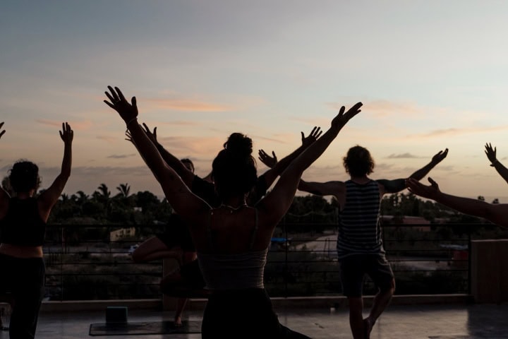 5. Sesión de yoga en Hotel Baja Temple. Foto - Baja Temple (Facebook)
