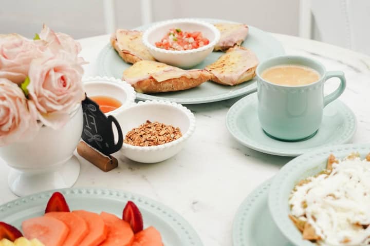 7. Desayuno en la Casa de las Mil Muñecas. Foto - @casadelasmilmunecascdmx (Instagram)