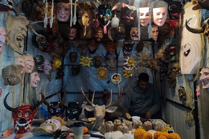 7. Venta de artesanías en la Feria de Capula. Foto - Rehiletes