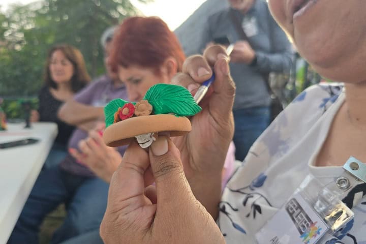 8. Taller de Catrinas. Foto Rehiletes