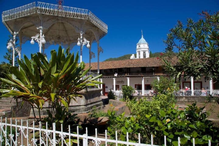 8. Centro de San Sebastián del Oeste. Foto - Alamy