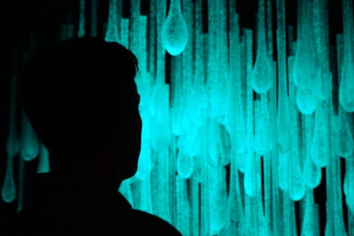 9. Liquid Sunshine/I am a Pluviophile. Foto - Corning Museum of Glass