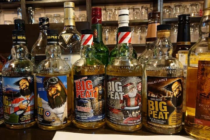 9. Algunas bebidas en mr.kanso Ueno-Okachimachi Store. Foto - aki wak (Google Maps)