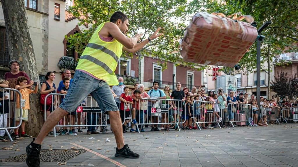 FIESTA MAYOR DE HORCA, EN ESPAÑA