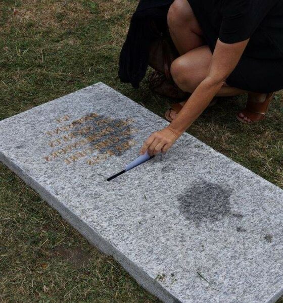 LLEVA TUS SECRETOS HASTA LA TUMBA EN EL CEMENTERIO DE LOS REYES