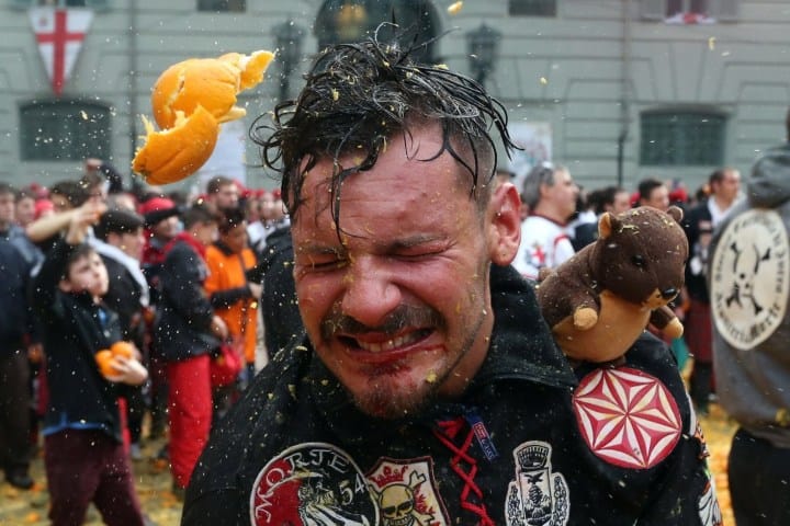 1. Guerra de Naranjas en Ivrea. Foto - Pelando el ojo