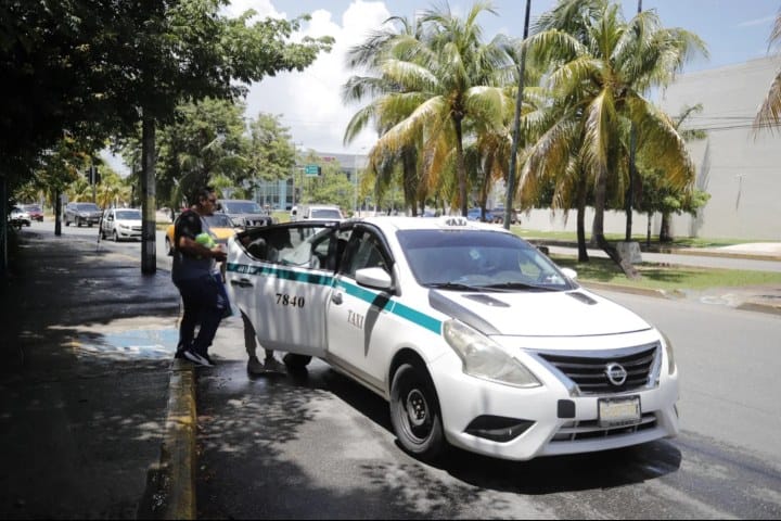 1. Taxi de Quintana Roo. Foto - Caribe Peninsular