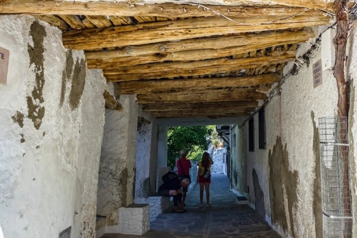 1. Visitantes en el Paseo de Federico García Lorca. Foto - Manuel Hernández Lafuente (Google Maps)