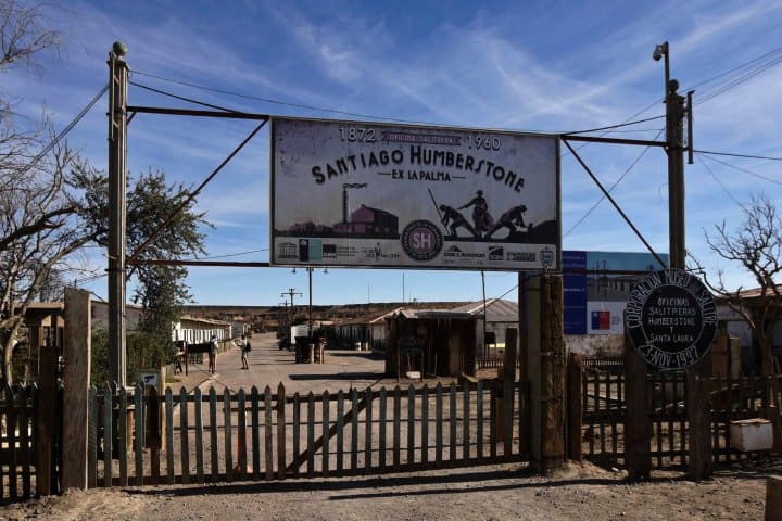 10. Entrada a Humberstone. Foto - Alamy