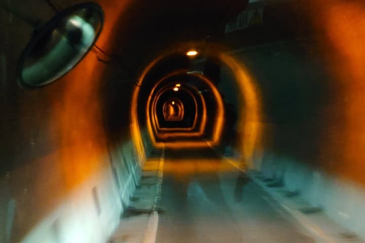 2. Interior del túnel Kiyotaki. Foto - @BESAN_T (X)