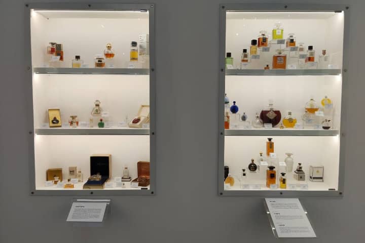 2. Historia del perfume en el MUPE Tlaquepaque. Foto - UDG TV
