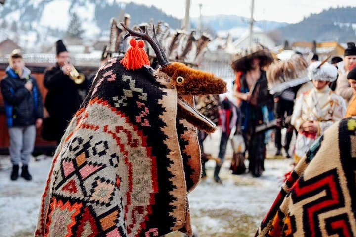 2. La Danza de la Cabra en Rumania. Foto - Municipiul Câmpulung Moldovenesc