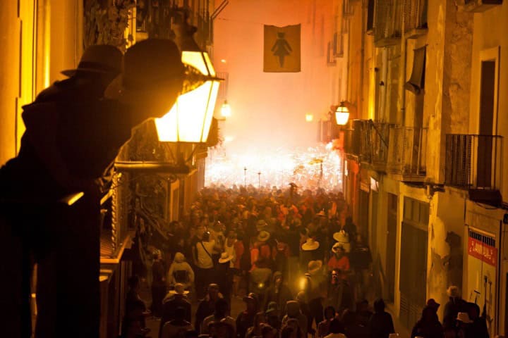 3. Inicio de Correfoc. Foto - Getty Images