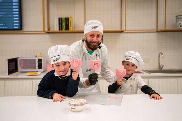 4. Creación de ice-pop´s en Lucciano’s Central. Foto - Lucciano's