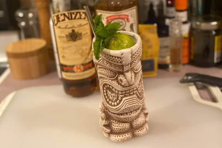 5. Mai Tai servido en tiki mug. Foto - u/Mrdownes (Reddit)