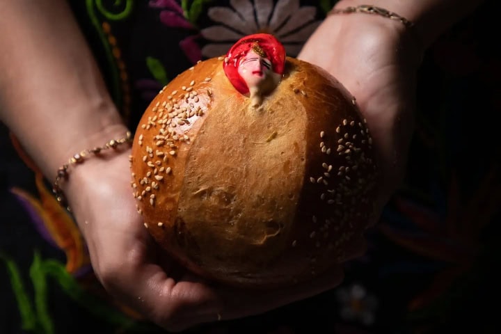 6. Caritas en pan de muerto. Foto - @panatiqro (Instagram)