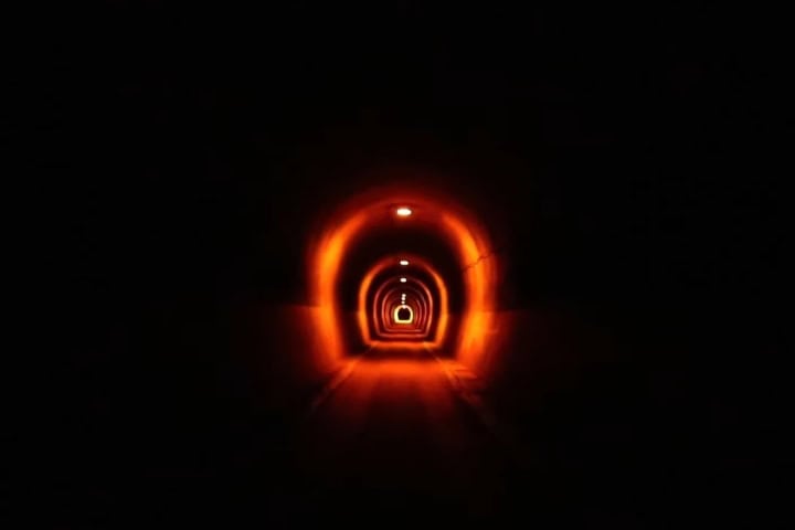 6. Interior del túnel Kiyotaki. Foto - Takuro Oshima (YouTube)