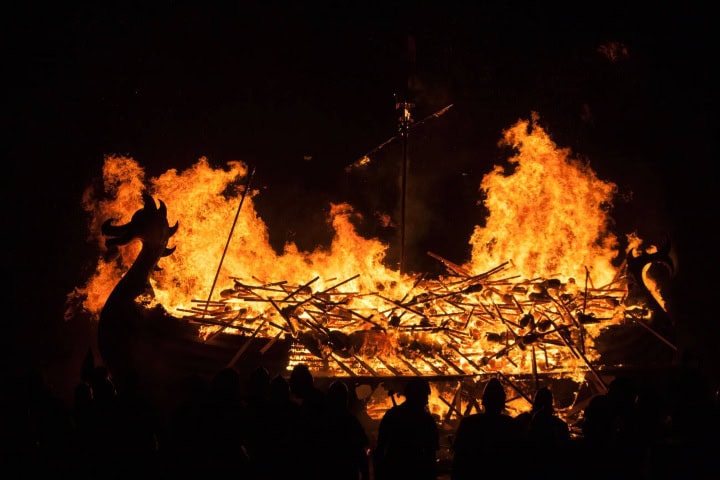 6. Quema del drakkar. Foto - Alamy