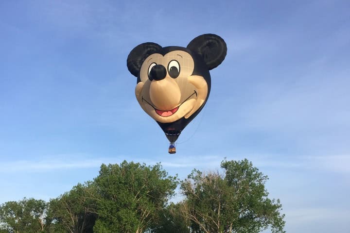 6. Globo de Mickey Mouse, también presente en el Festival Internacional del Globo. Foto - Scott and Laurie Spencer's Adventures in Ballooning (Facebook)