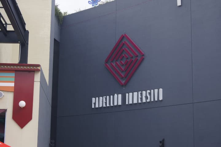 8. Entrada al Pabellón Inmersivo. Foto - Gus Espinosa