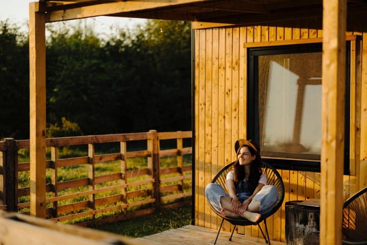 8. Mujer en casa rural. Foto - Getty Images