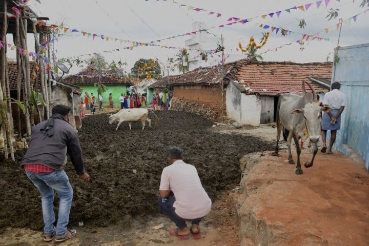 EXTRA. Preparativos para el Gorehabba. Foto – straitstimes.com