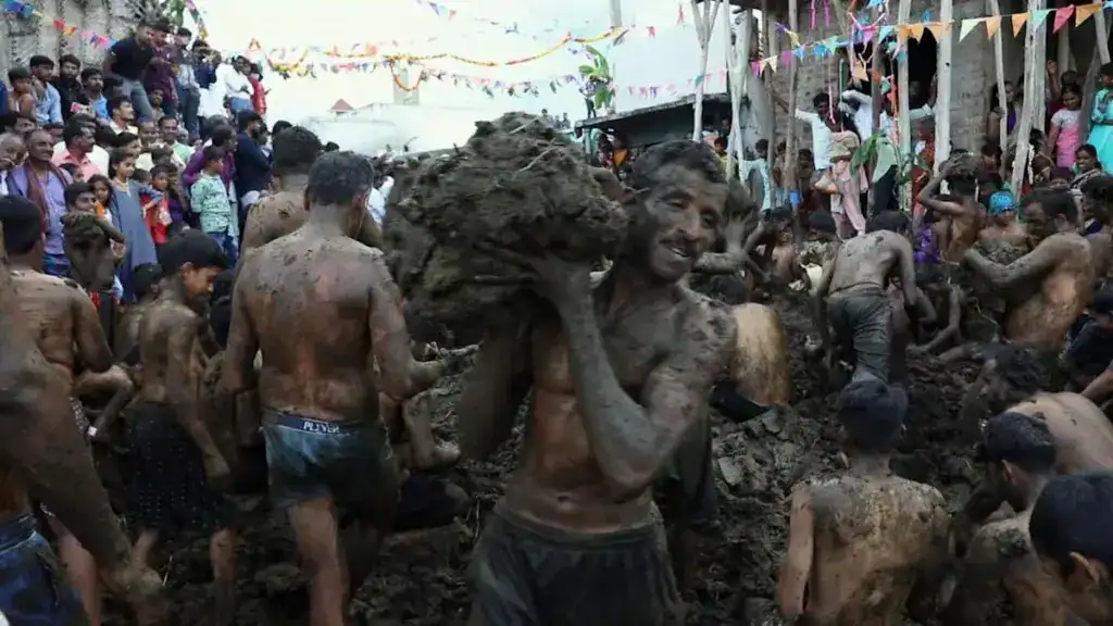 LA BATALLA DE ESTIÉRCOL EN LA INDIA