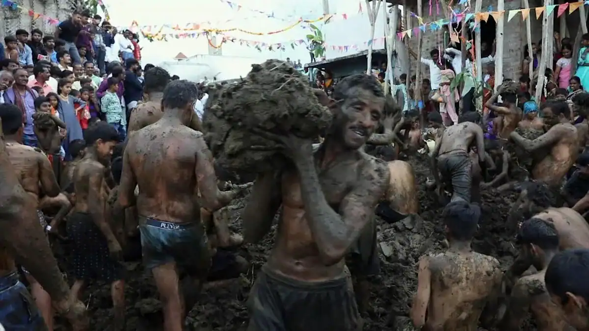 LA BATALLA DE ESTIÉRCOL EN LA INDIA