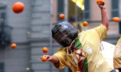 LA BATALLA DE NARANJAS EN ITALIA