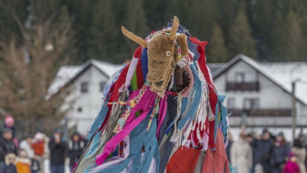 LA DANZA DE LA CABRA EN RUMANIA