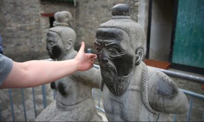 LAS ESTATUAS MÁS GOLPEADAS DE CHINA