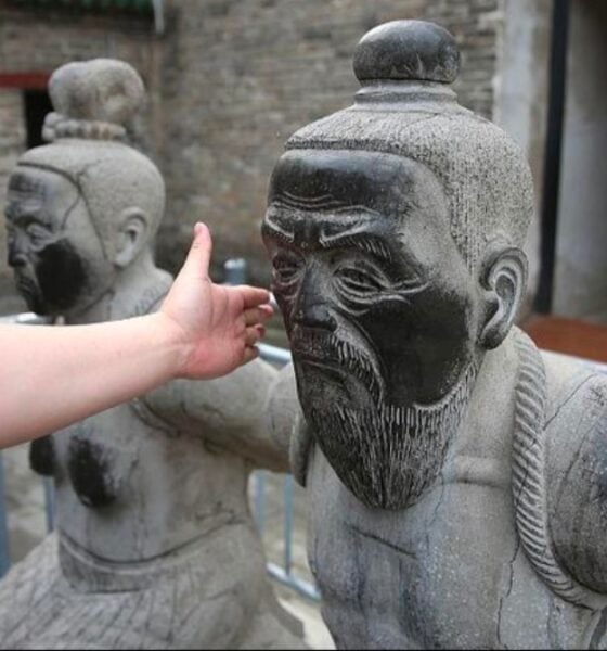 LAS ESTATUAS MÁS GOLPEADAS DE CHINA