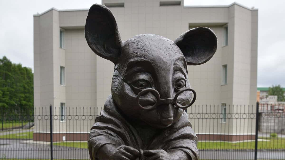 MONUMENTO AL RATÓN DE LABORATORIO