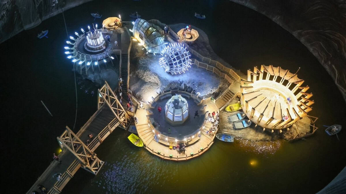 SALINA TURDA, UN PARQUE DE DIVERSIONES EN UNA MINA DE SAL
