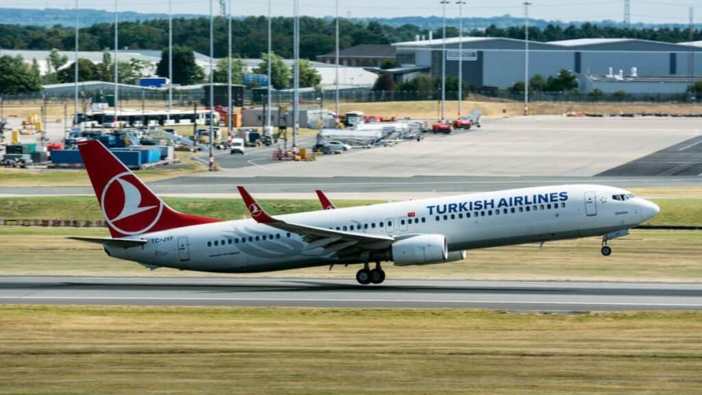 TURKISH AIRLINES ANUNCIA ACUERDO CON AIR ALGÉRIE