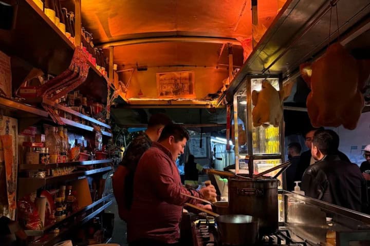 1. LadyBoy. Foto - Ricardo Achondo (Google Maps)