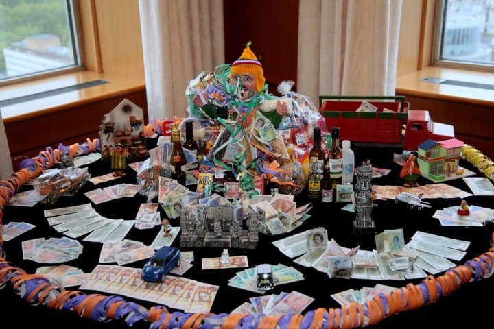 1. Dios Ekeko durante el Festival de Alasitas. Foto - Alamy