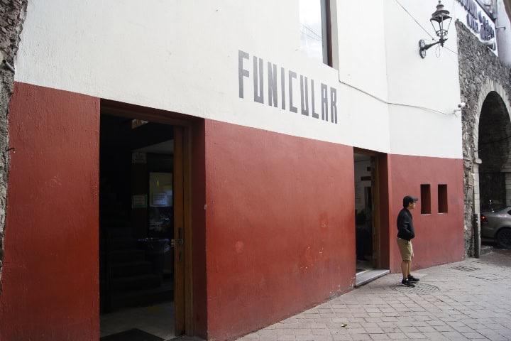 1. Fachada del Funicular de Guanajuato. Foto - Gus Espinosa